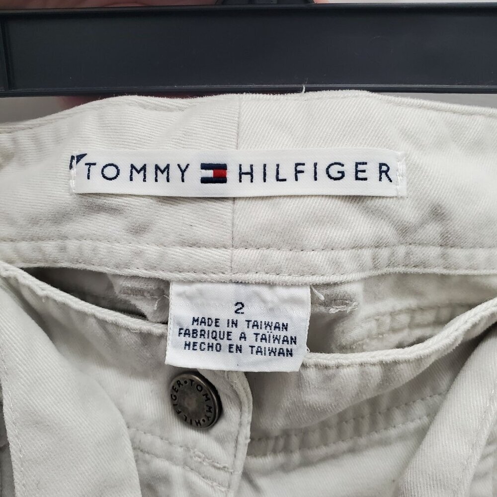 Tommy Hilfiger‎ Women's Y2K Beige Cotton Belted Waist Crops Cropped Khakis Sz 2 - Picture 5 of 9